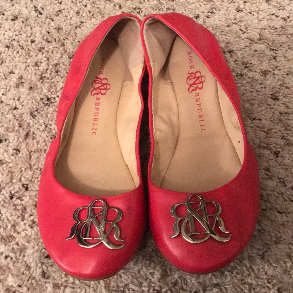 Hot Pink Rock & Republic Flats‼️